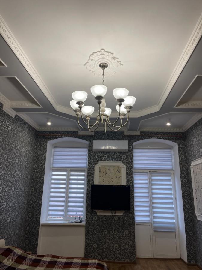 Lux Apartment In Zentrum 切尔诺夫策 外观 照片